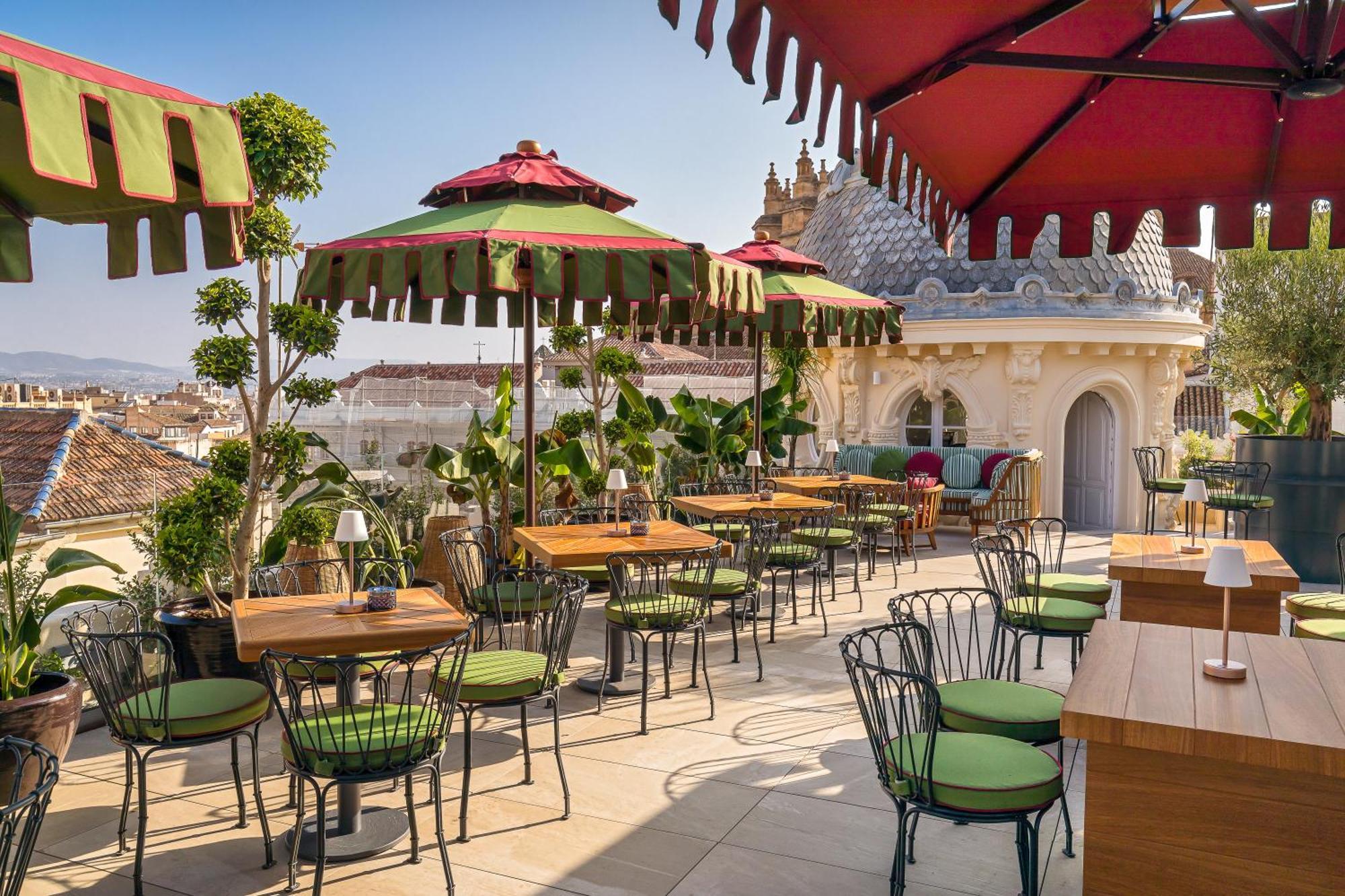 Palacio Gran Via, A Royal Hideaway Hotel Гранада Екстериор снимка