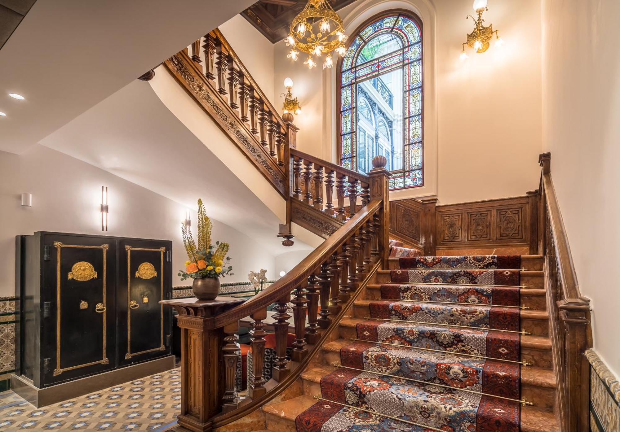 Palacio Gran Via, A Royal Hideaway Hotel Гранада Екстериор снимка